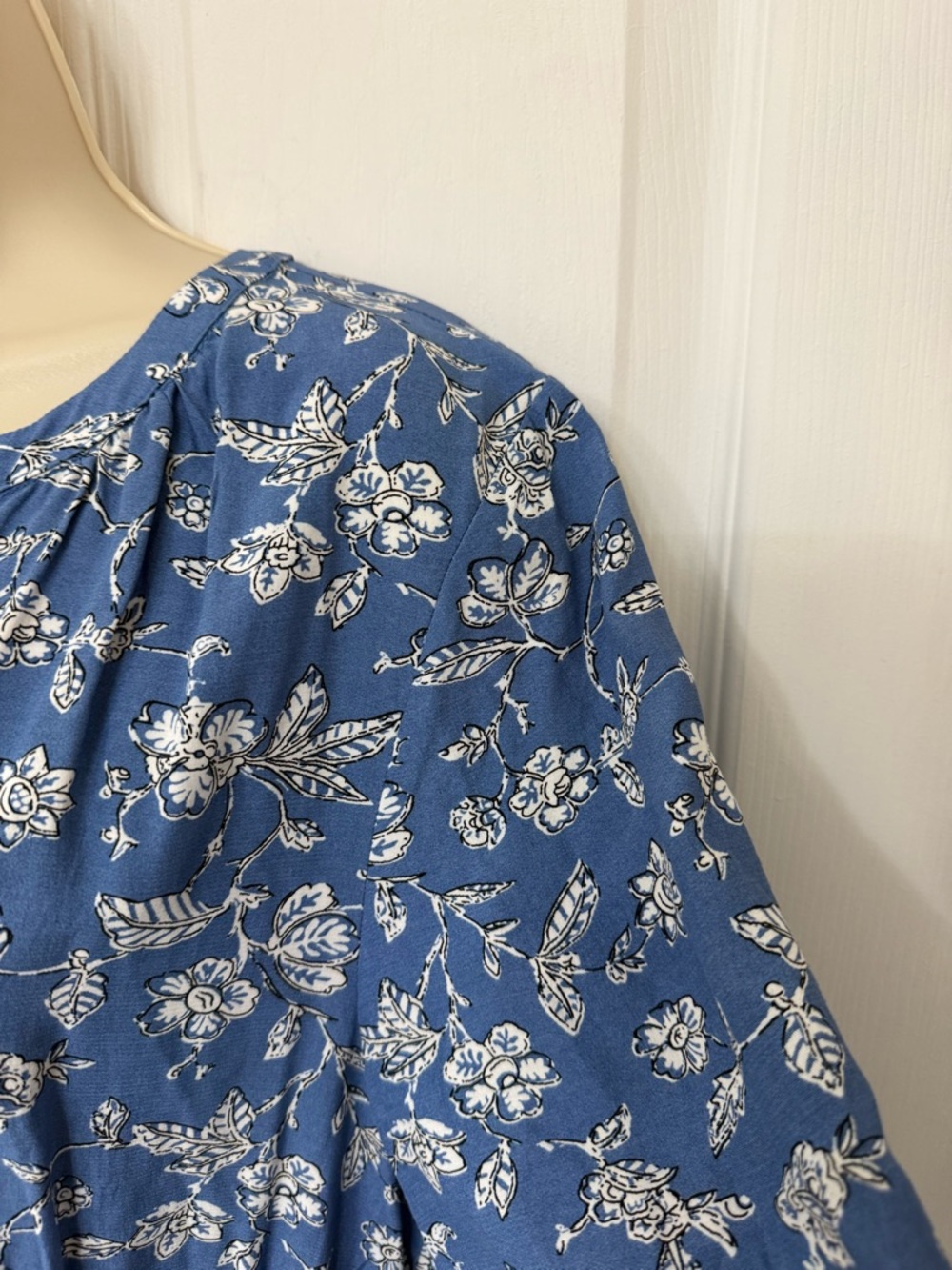 LOFT Blue Floral Shirt Maxi Dress Size 10 Button Front Long Sleeve - Picture 8 of 14